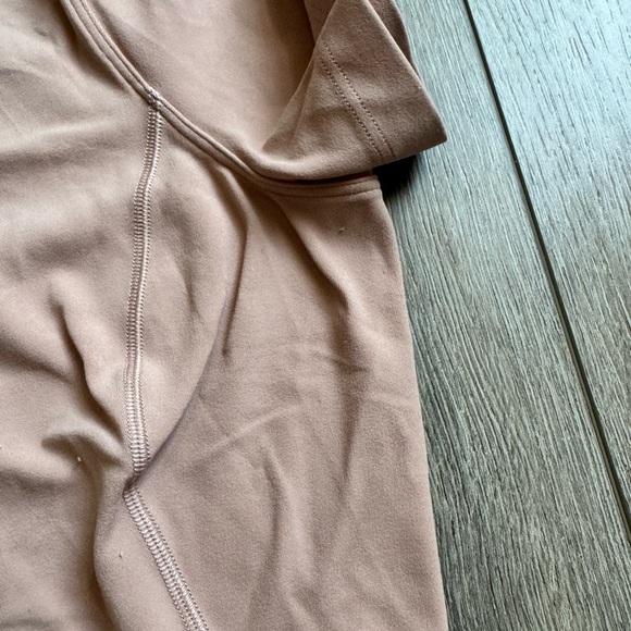 Like new• Lululemon Align T-Shirt• Pink Clay - Picture 5 of 7